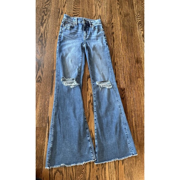 American Eagle NWT New Super High Rise Flare Next Level Stretch Size 00 Regular - Picture 1 of 10